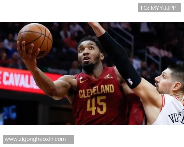 战术革新！新教练如何激活米切尔？